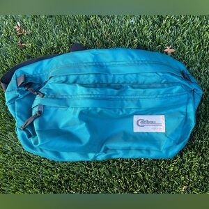 Caribou Mountaineering Vintage Pack Bag Fanny pack / Hip bag Teal Chico Ca USA